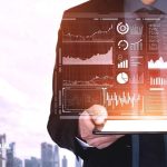 Flujo de gobernanza corporativa multisig donde un agente de IA propone una transacción que requiere firmas criptográficas humanas para su ejecución segura.