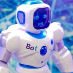 Gráfico explicativo sobre qué son las Sociedades Automatizadas por IA (SA-IA), mostrando la interacción entre el Órgano de Administración Algorítmico, el Estatuto Algorítmico y el marco legal tradicional.
