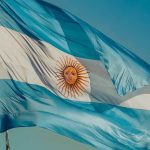 Guía legal y pasos para la arquitectura jurídica orientada a crear una sociedad automatizada en Argentina.